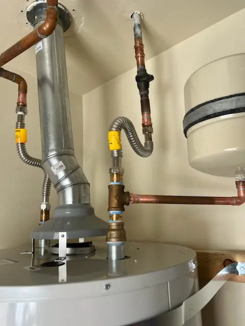 Water heater installation and plumbing repair in Friendswood